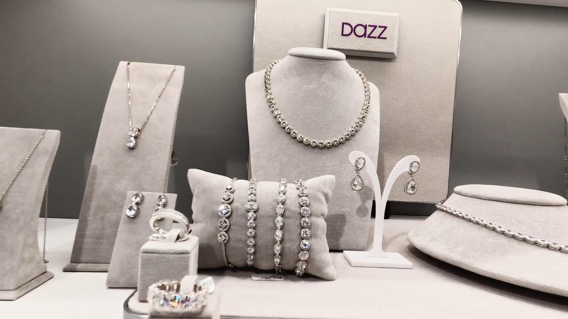 kosmimatopoleio-chalkida-dazz-chalkida-pandora-swarovski