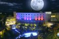 club-hotel-casino-loutraki-o-apolytos-proorismos-polyteleias-diaskedasis-sto-loutraki