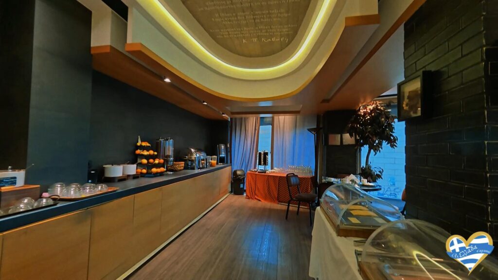 xenodocheio-patra-adonis-city-hotel