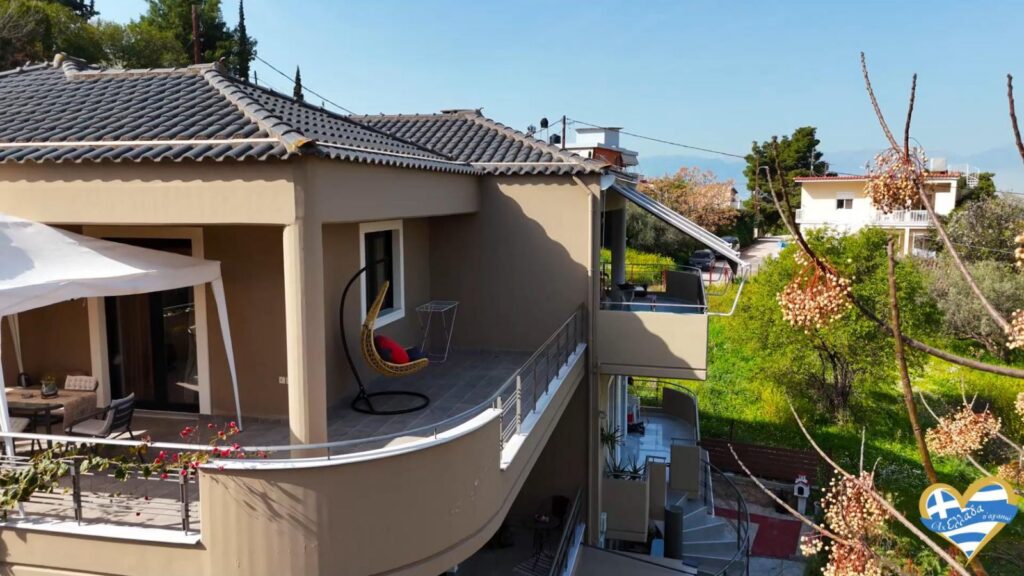 diamoni-nafplio-ducato-di-aria-me-thea-tin-istoria