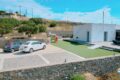 enoikiazomena-domatia-diamerismata-paros-villa-jessy