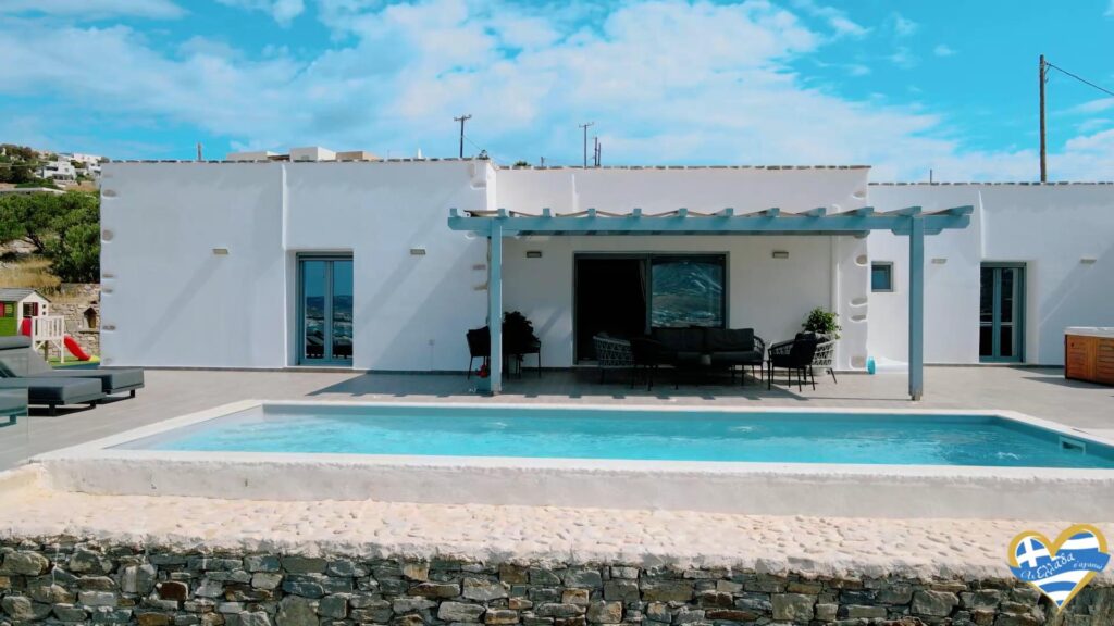 enoikiazomena-domatia-diamerismata-paros-villa-jessy