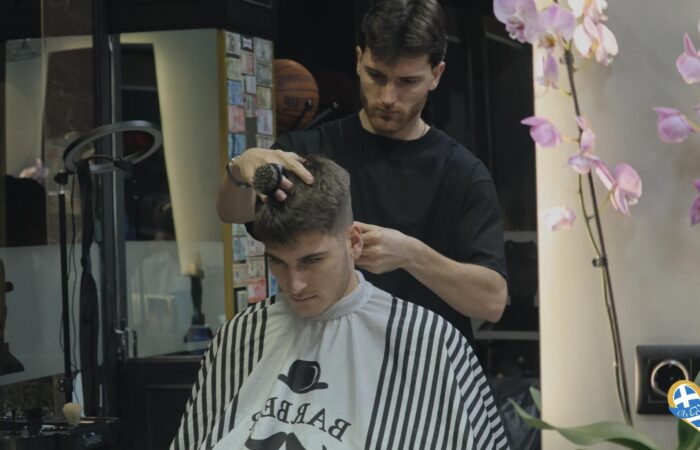 koureio-kalamata-mr-1990-barbershop-barber-
