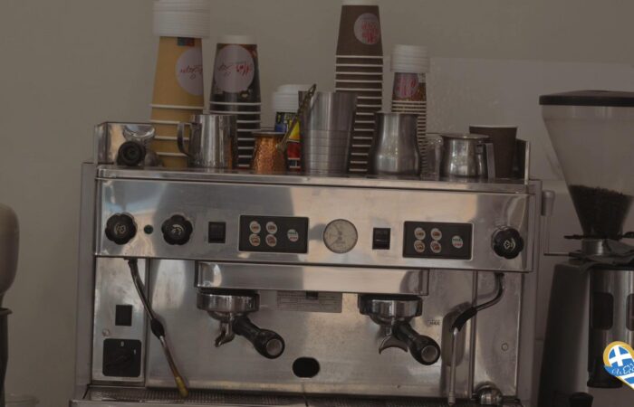 monseri-epidorpia-bakery-pastry-coffee-mia-glykia-ebeiria