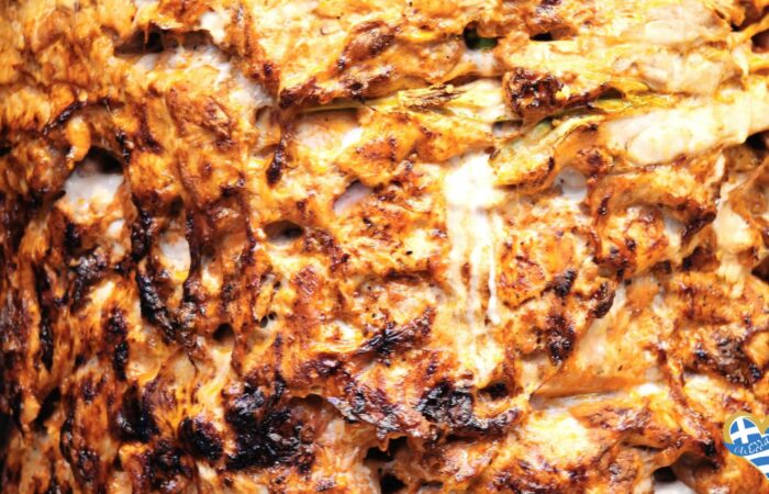 souvlatzidiko-chalkida-gyros-grill-i-afthentiki-ebeiria-tou-psitopoleiou