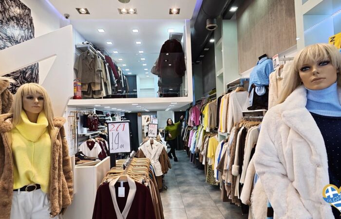 star-fashion-club-chalkida-eponymi-gynaikeia-moda-casual-chic-emfaniseis